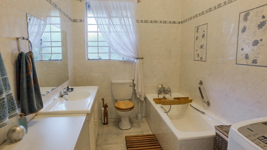 4 Bedroom Property for Sale in College Hill Eastern Cape
